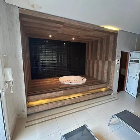 Apartamento 2 Quartos Meireles-100m Beira-mar